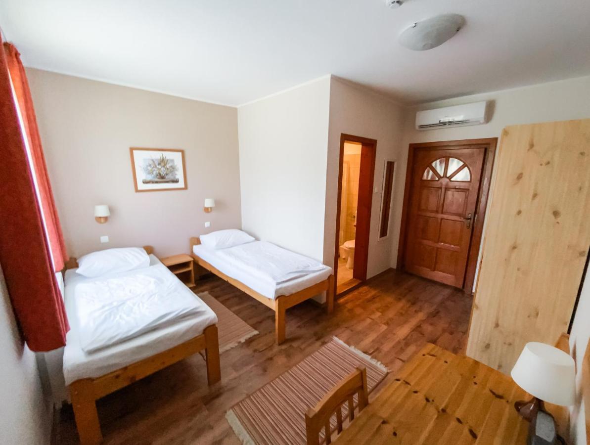 Hotel Anna Panzio Dunavarsány Exteriér fotografie
