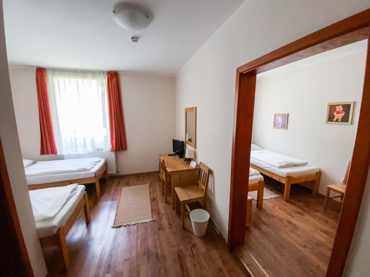 Hotel Anna Panzio Dunavarsány Exteriér fotografie